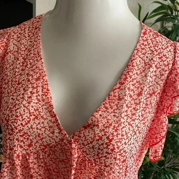 🆕Boho Trendy Red Floral Flutter-Sleeve Empire-Waist Dress XL🆕 - Picture 5 of 10